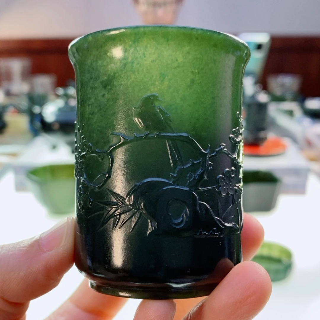 未镶嵌和田玉（青玉）摆件微瑕