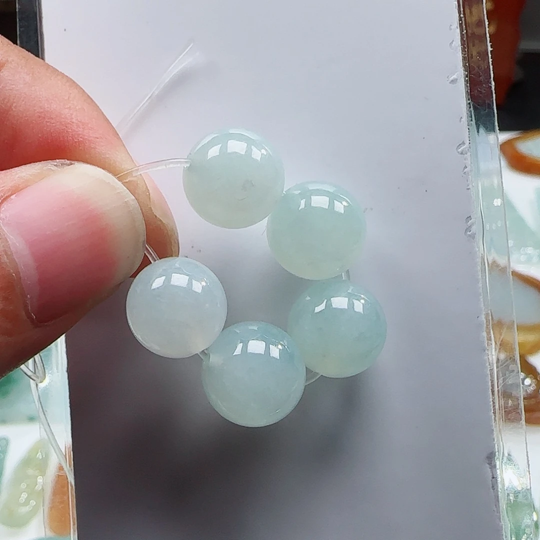 未镶嵌定制翡翠翡翠300一颗