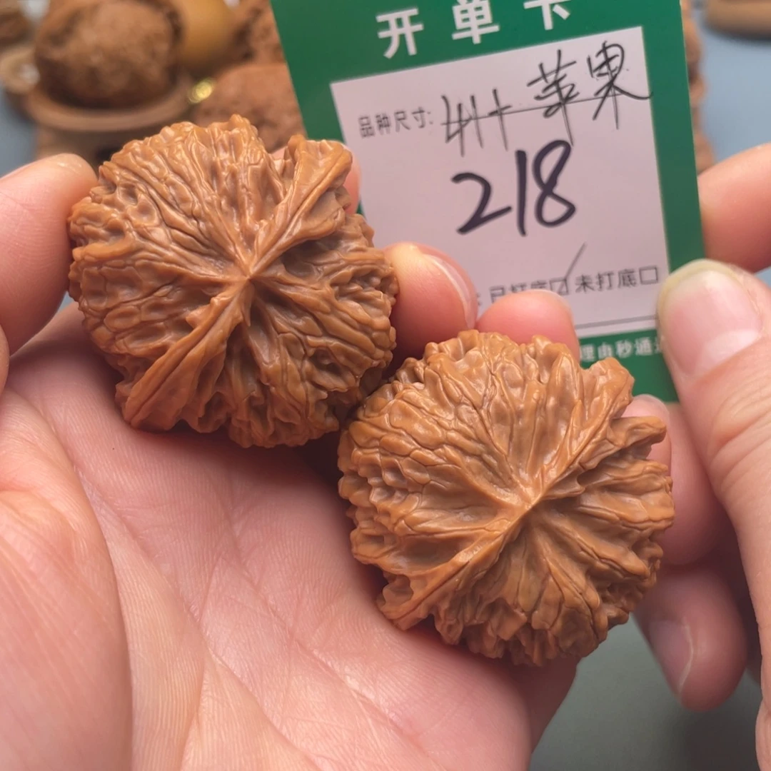 把件桃核文玩核桃