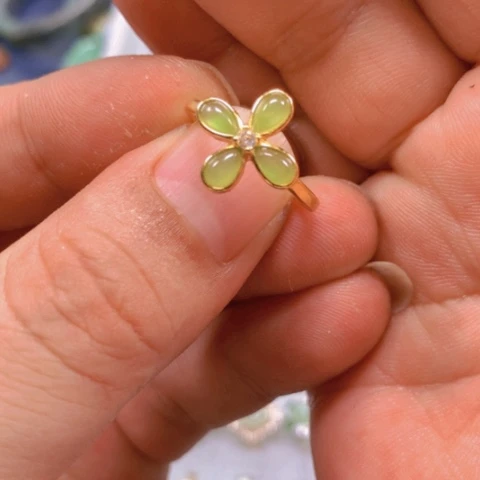 【闪购商品】翡翠手链未镶嵌翡翠