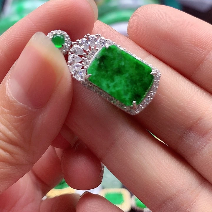 颈饰银S925镶嵌翡翠翡翠