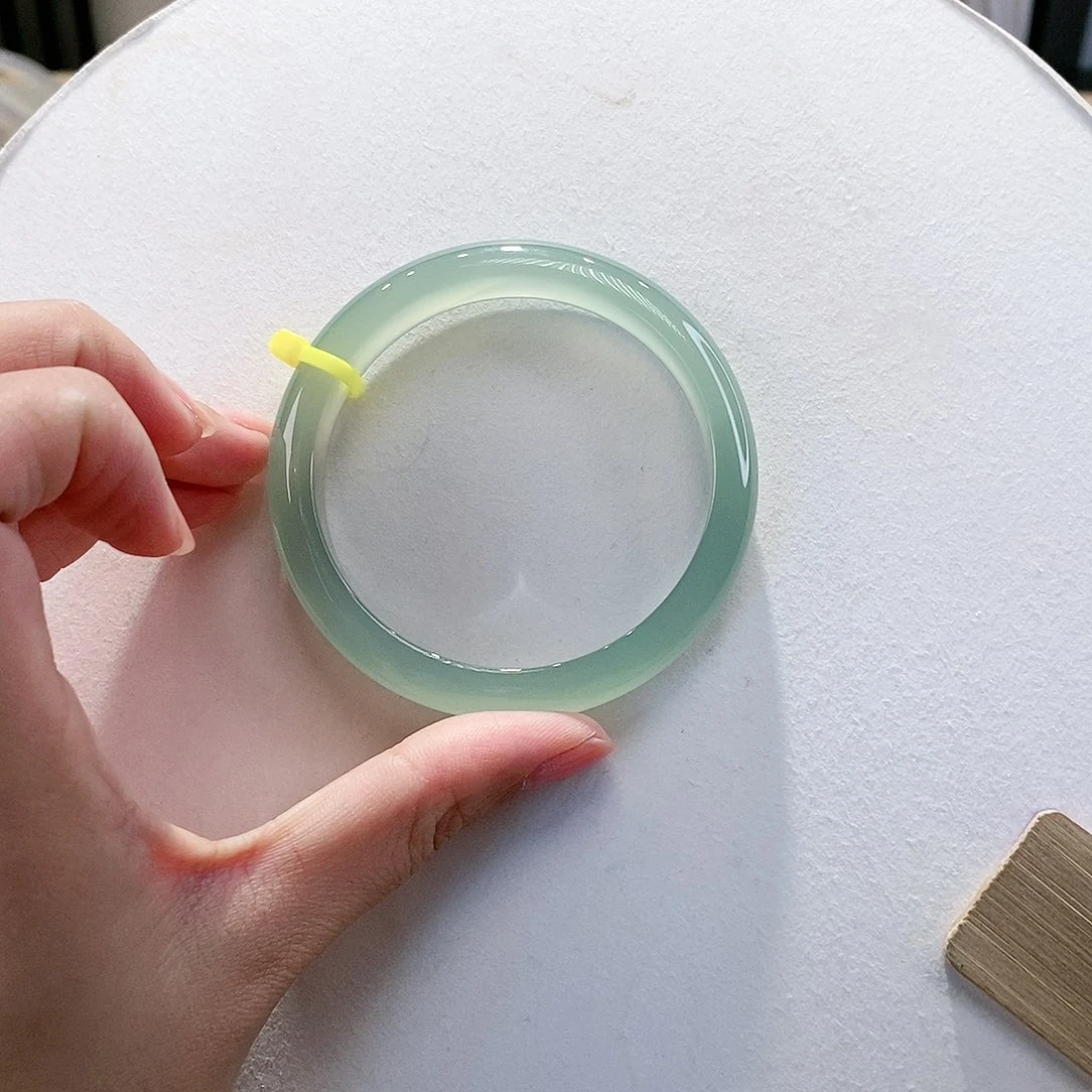 手镯玛瑙/玉髓未镶嵌57