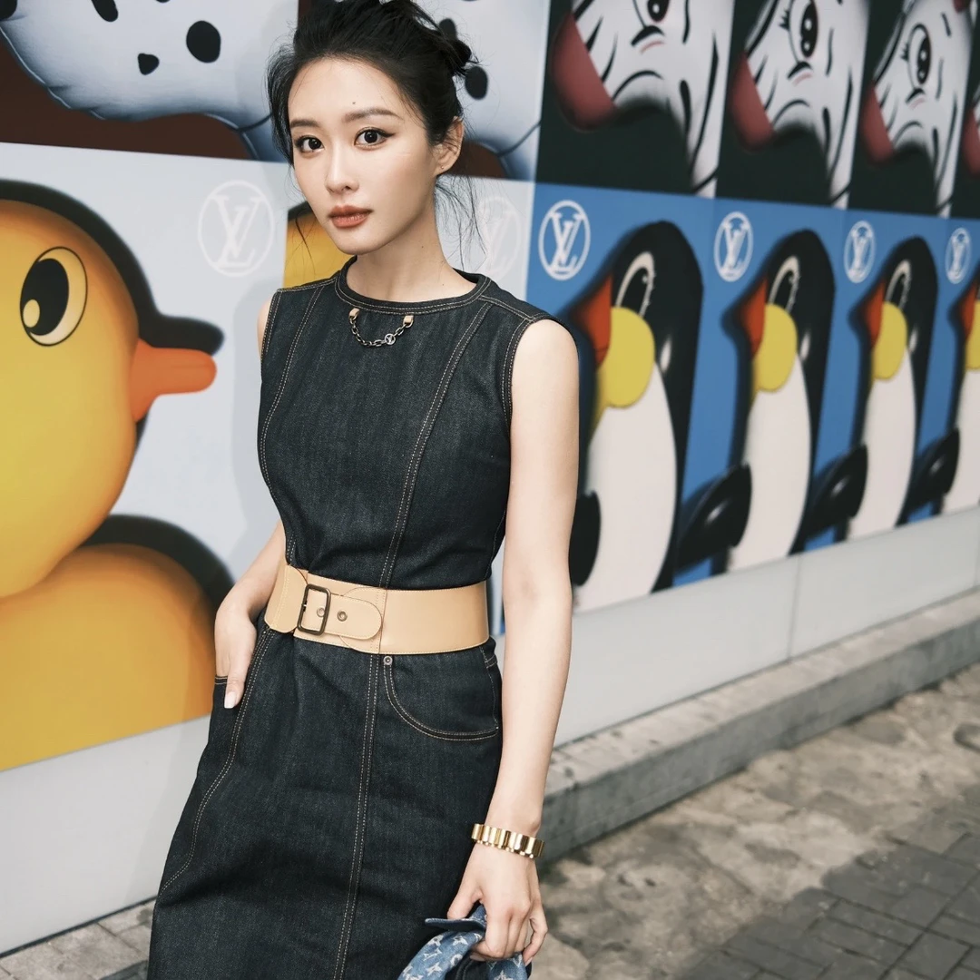 99新 LouisVuitton/路易威登 未使用/A100272/无袖连衣裙/34码