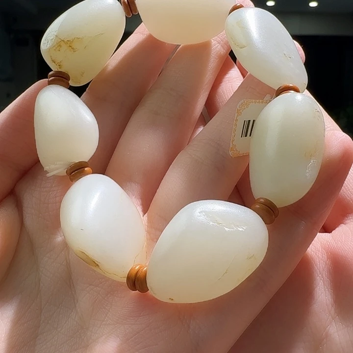 和田玉未镶嵌手串工厂清货，不退不换，多样性拍一发一