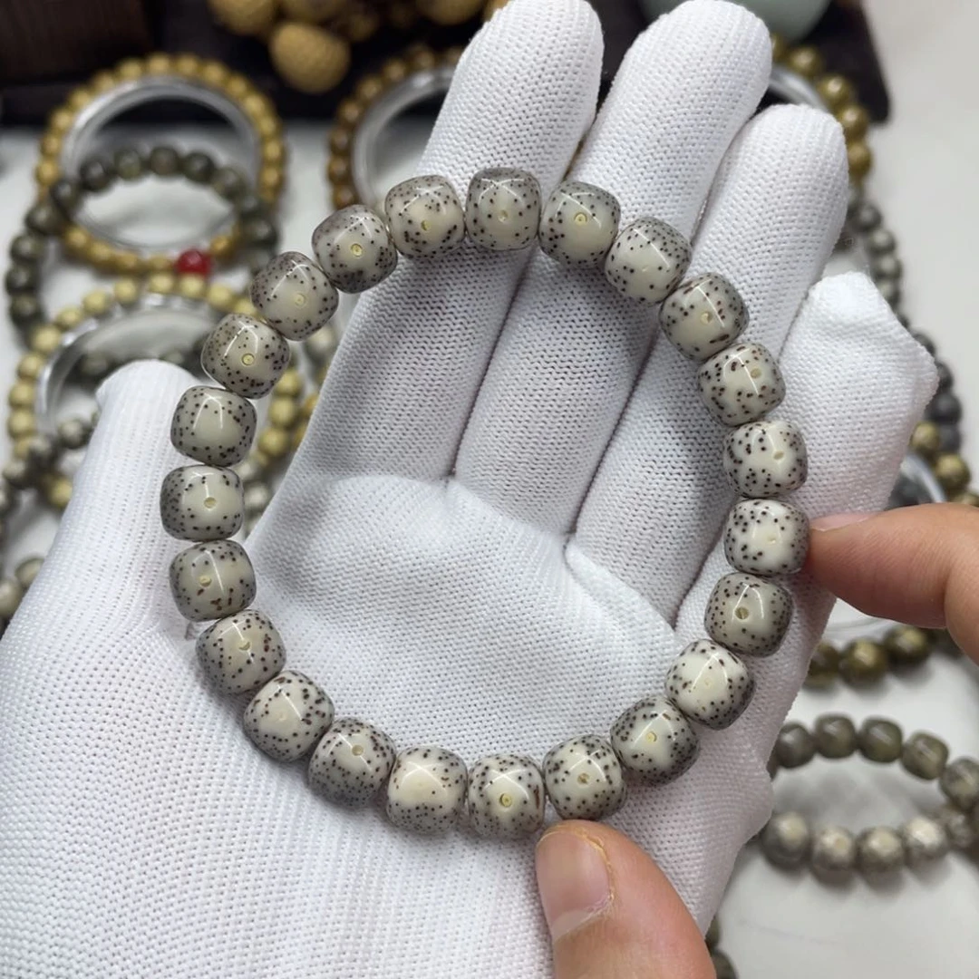 星月菩提手串10mm灰冰大眼