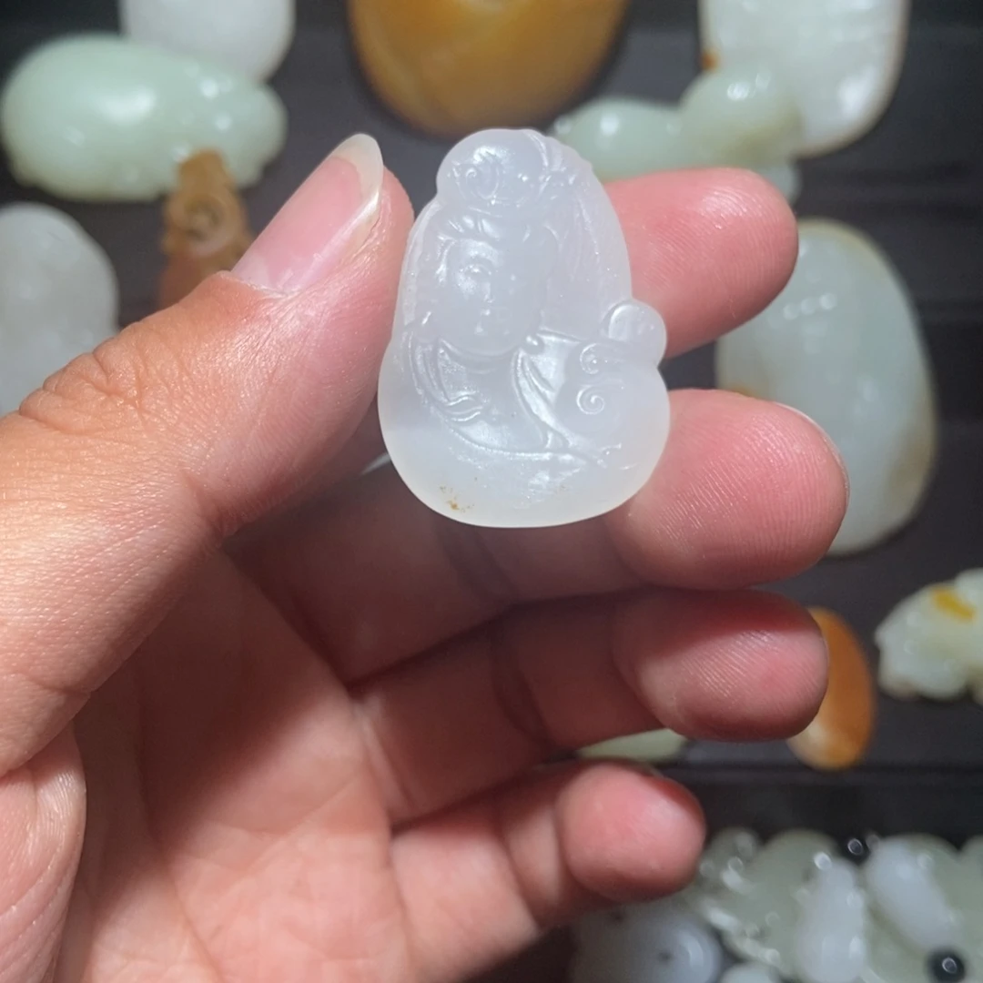 和田玉颈饰未镶嵌