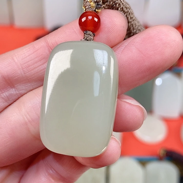 【闪购商品】颈饰未镶嵌和田玉