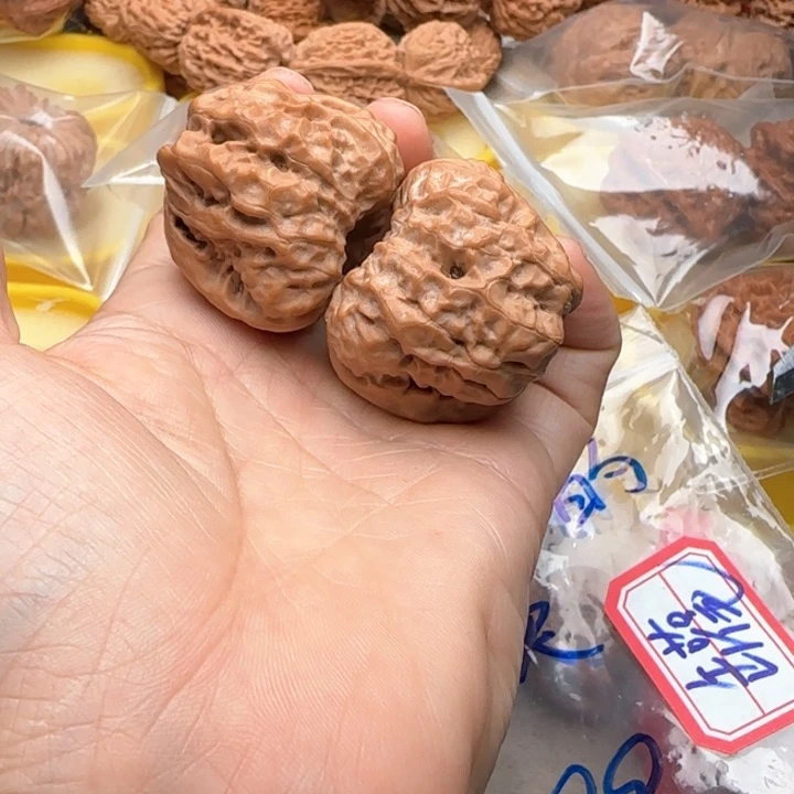 文玩核桃吊坠?****天40延庆蛤蟆头普