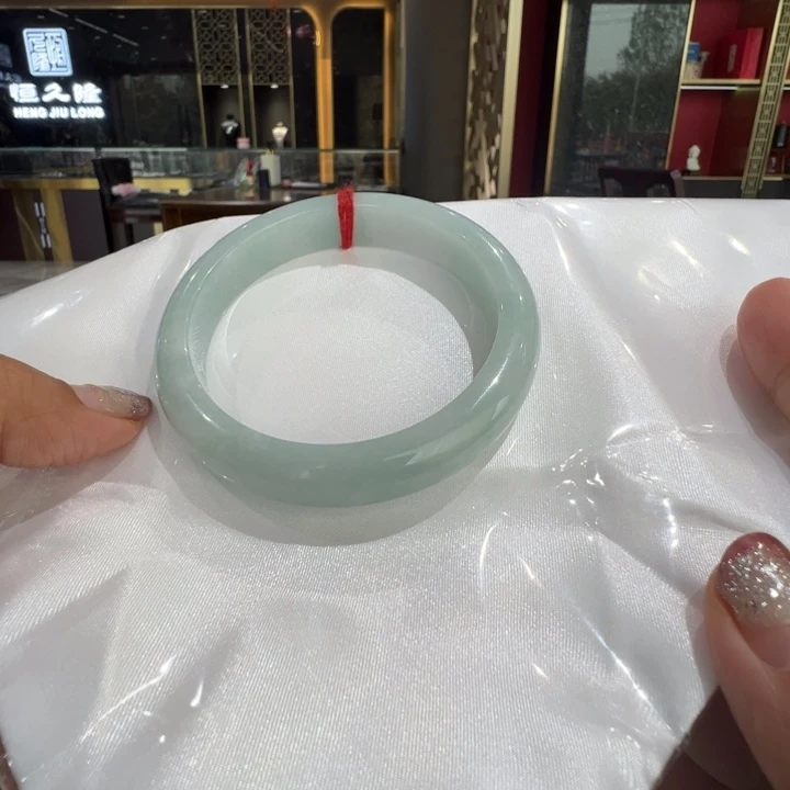 翡翠未镶嵌手镯薄荷绿5960