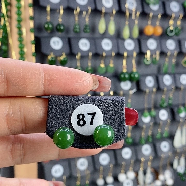 和田玉耳饰18K金镶嵌