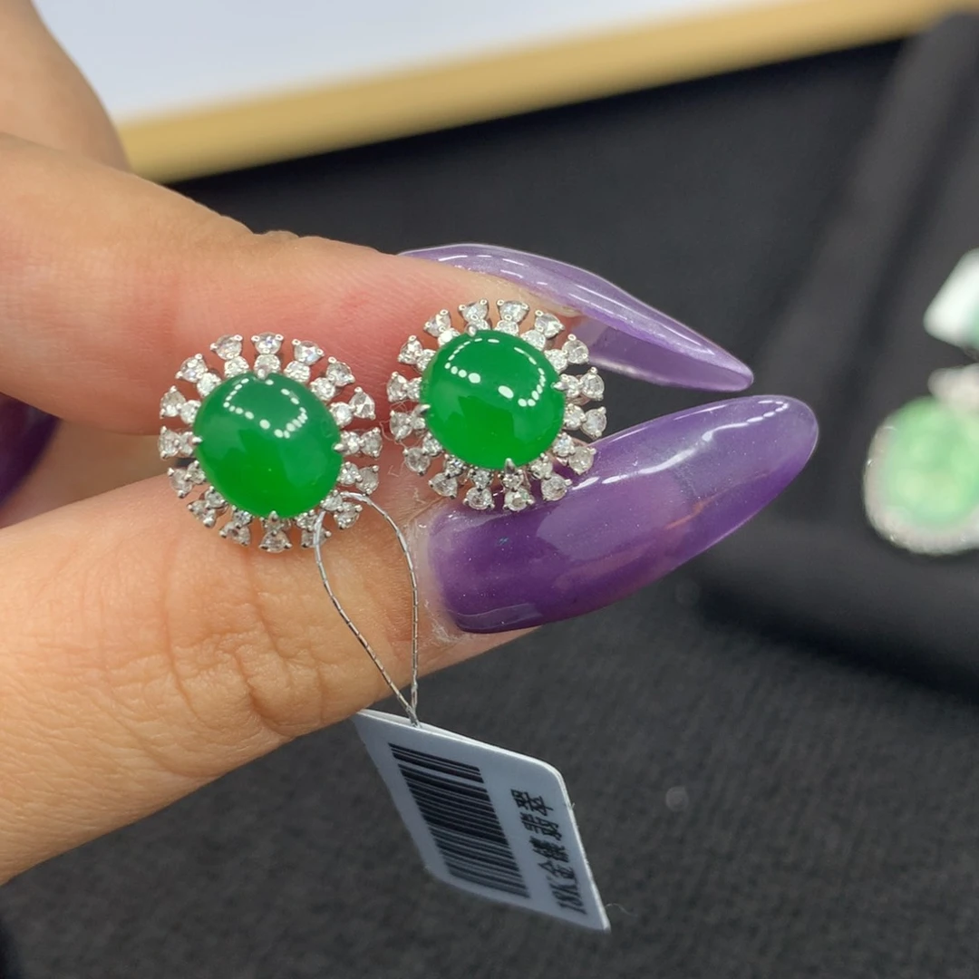 18K金镶嵌翡翠耳饰Q****e耳钉