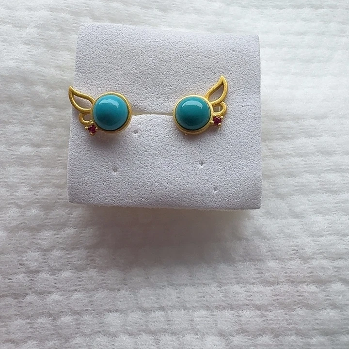 尺寸：7➕绿耳钉耳饰一对，女神款.时尚简约