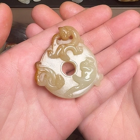 *****和田玉（糖玉）未镶嵌颈饰