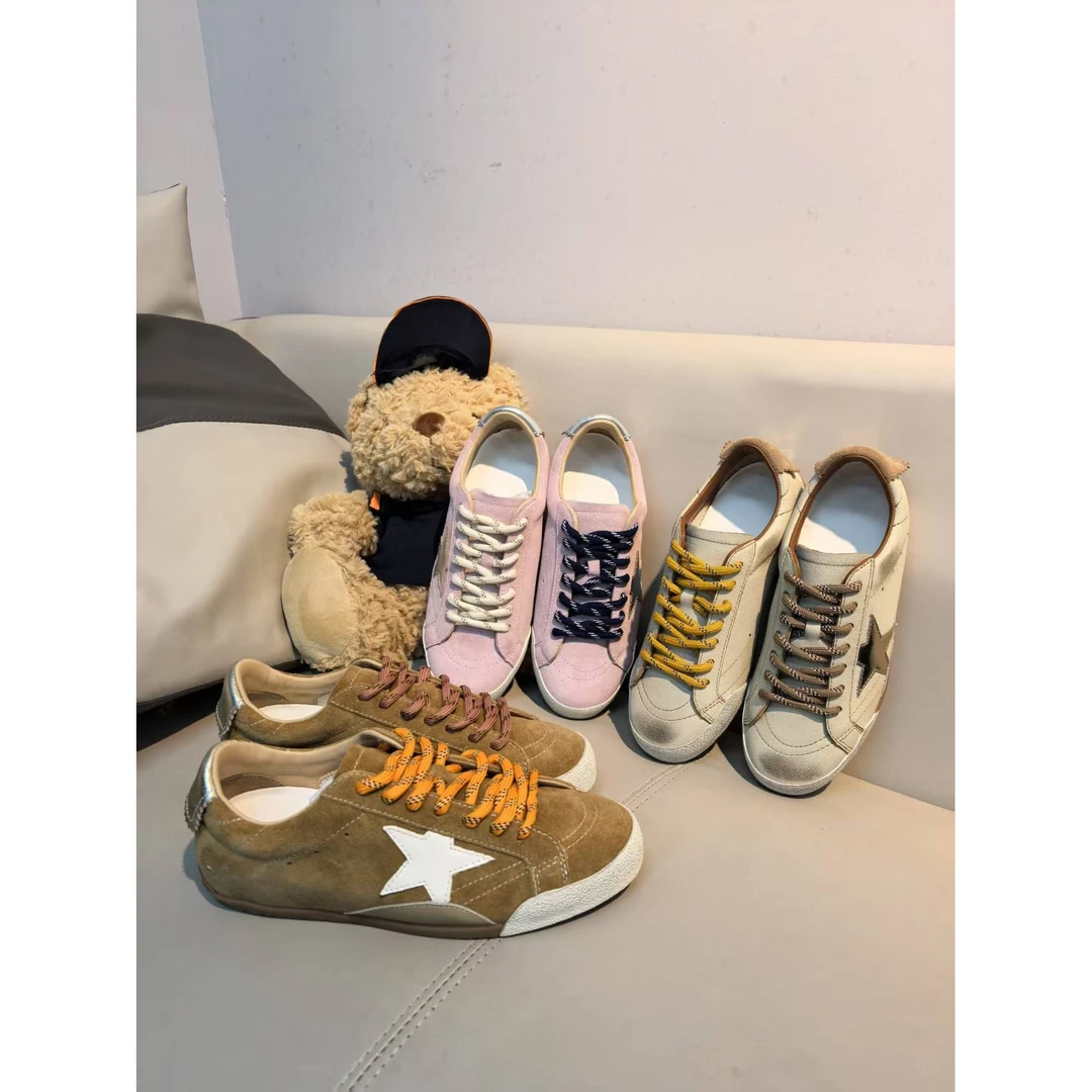 老王甄选 金典简约做旧擦色款女士星星鞋