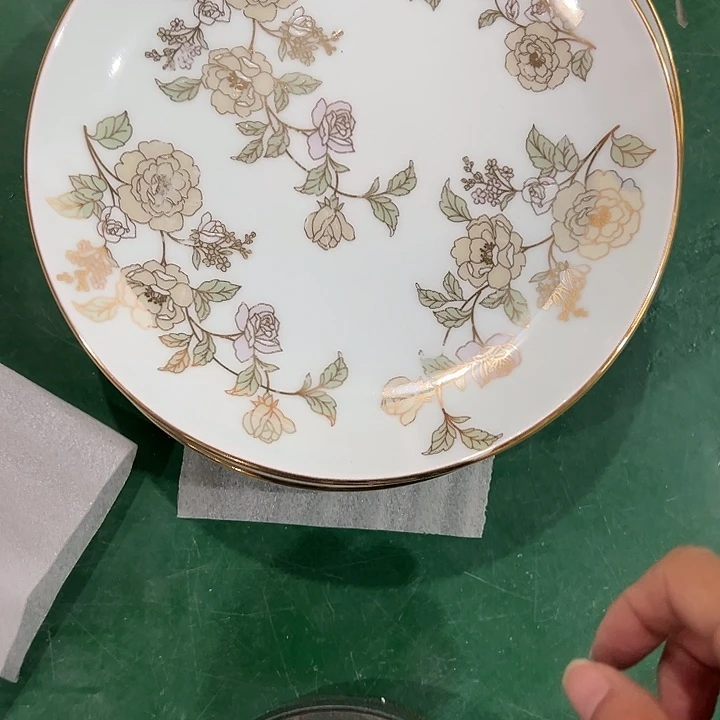 木***3搪瓷瑕疵8寸浅盘花西子，瑕疵重便宜