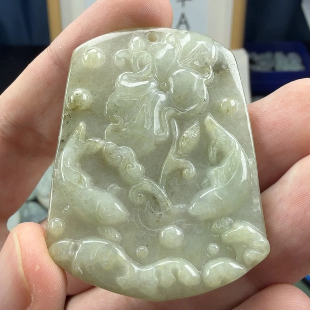 翡翠未镶嵌颈饰翡翠