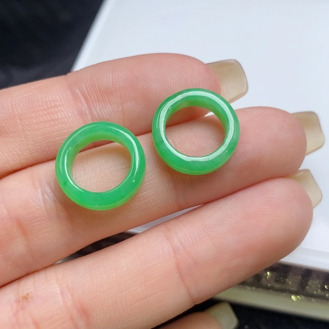 翡翠未镶嵌耳饰圈圈