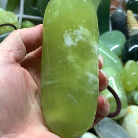 蛇纹石玉未镶嵌手把件