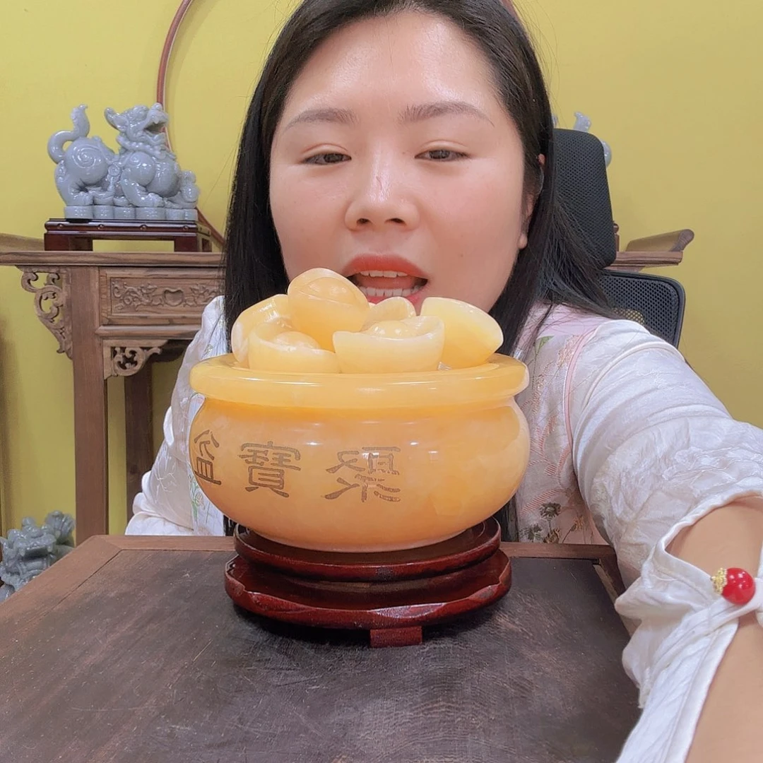 石材印尼金东摆件，，，，，，，
