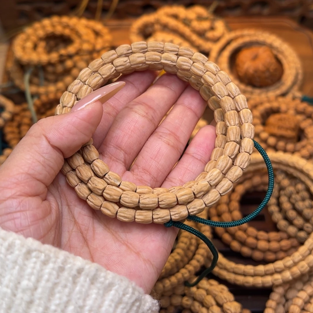 六***哥吊坠柏香籽/百香籽