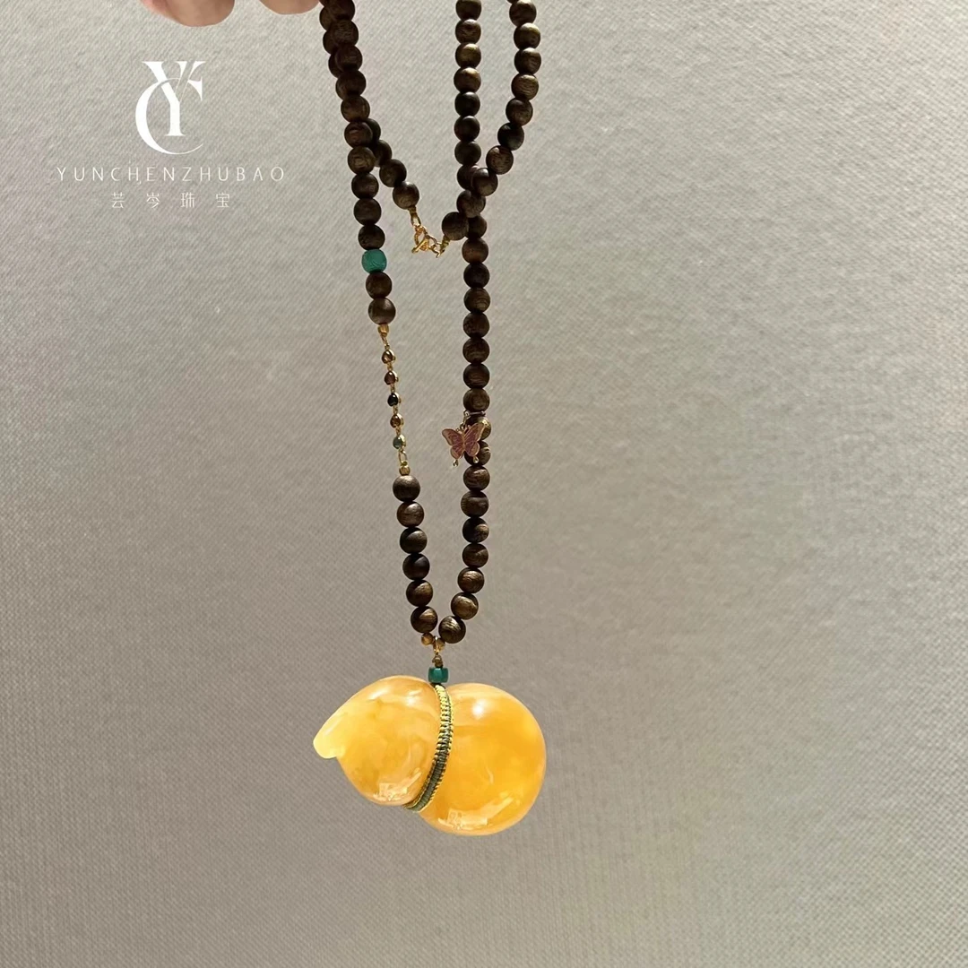 沉香大蜜蜡白妖花葫芦卡6.5mm00330
