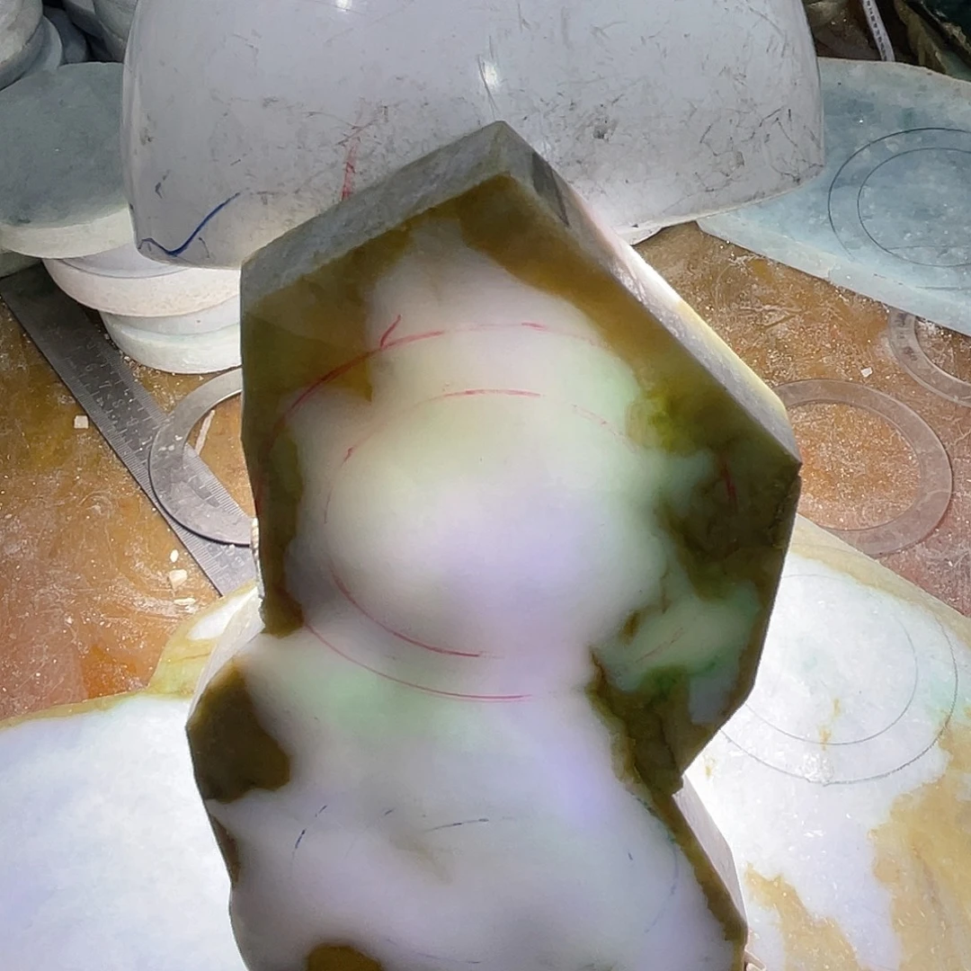 风***蝶定制翡翠未镶嵌50-58有紋色根