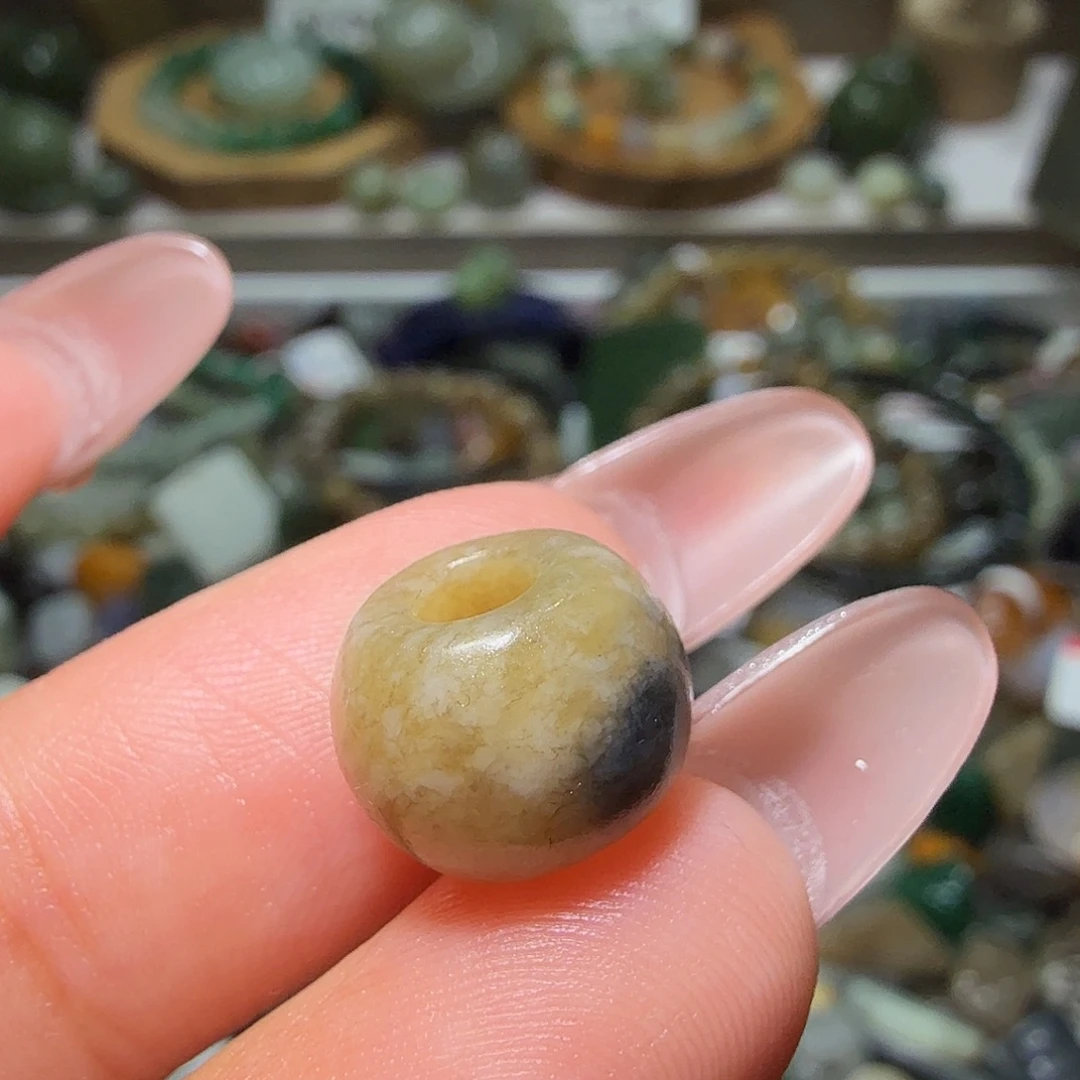 和田玉未镶嵌珠宝奇石