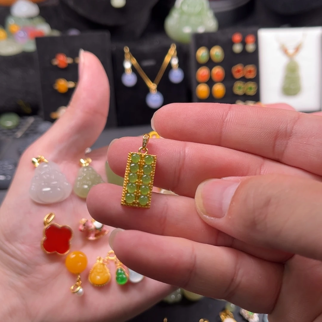 颈饰银S925镶嵌和田玉