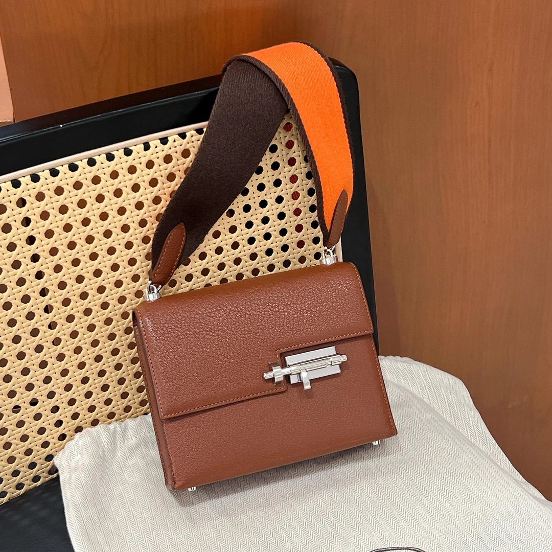 99新 Hermes/爱马仕 mini verrou手枪包D刻 山羊皮 Z25051018C