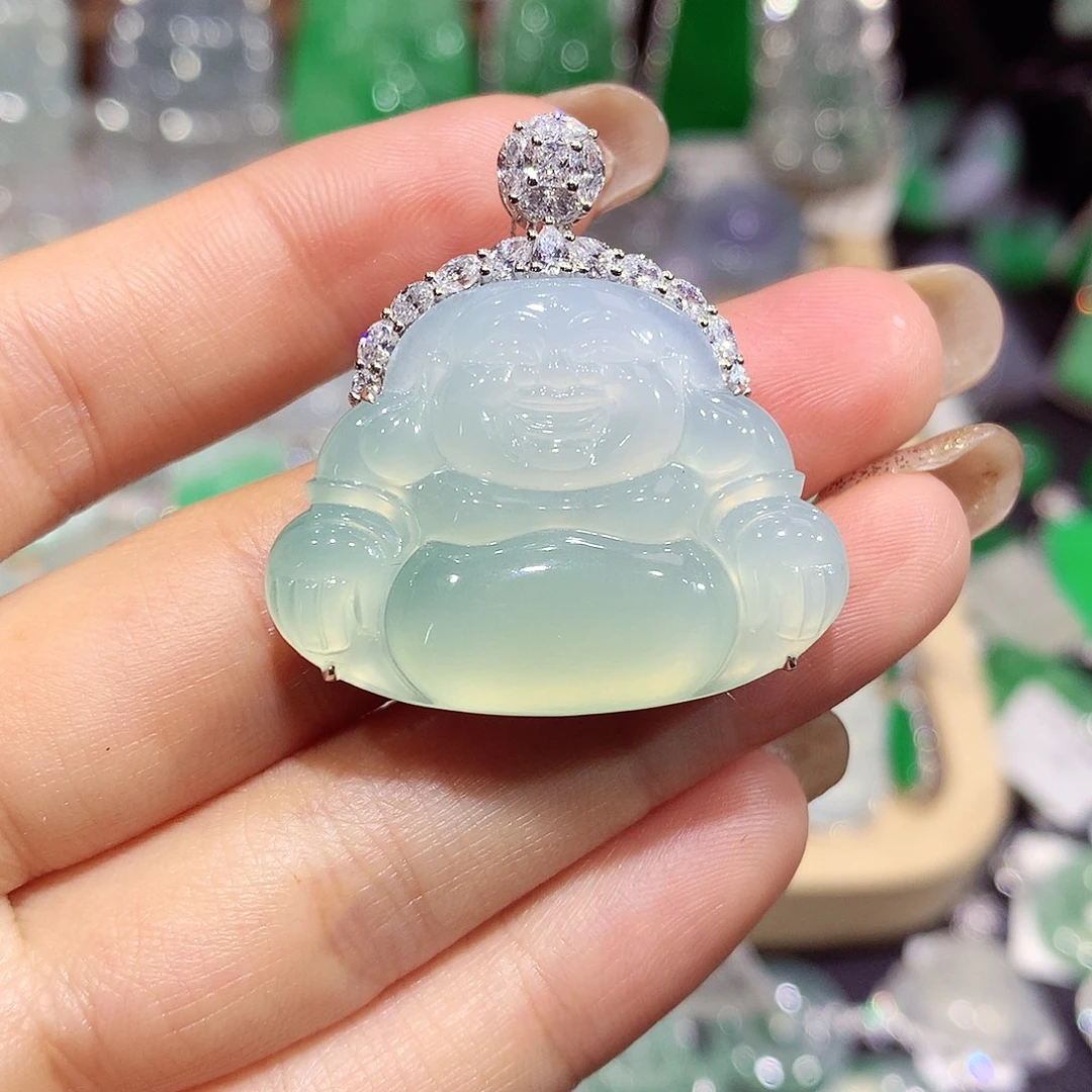 翡翠18K金镶嵌颈饰佛