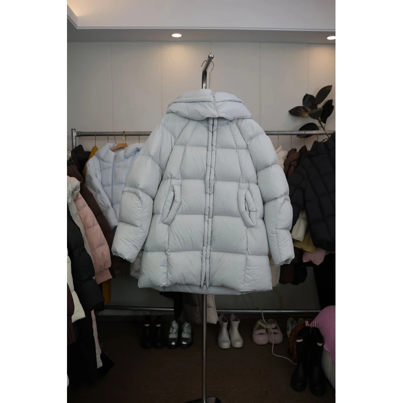 【伊伊】韩系羽绒服女冬季加厚泡芙云朵超好看白鹅绒服8003