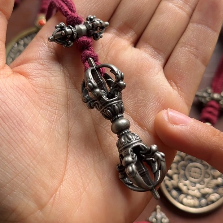 琉璃颈饰喜欢的朋友