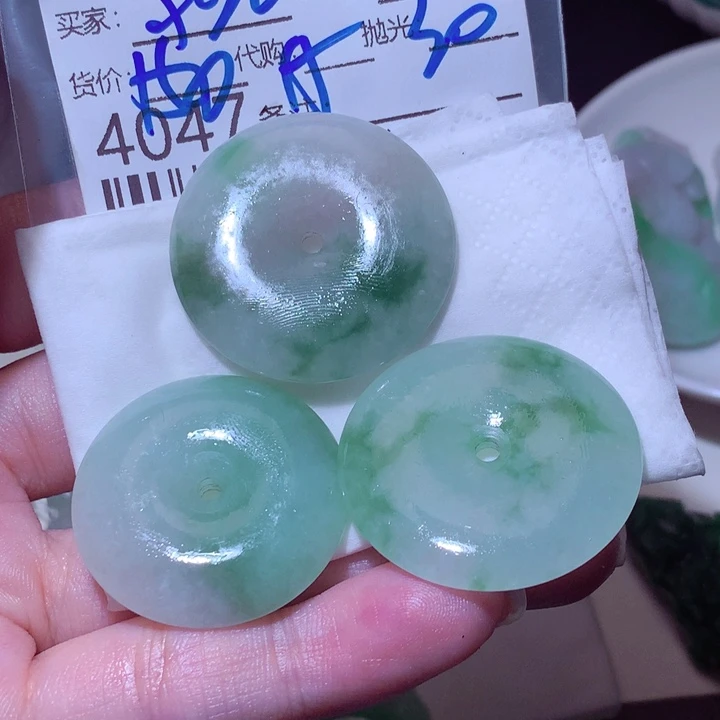 小***）定制翡翠未镶嵌你