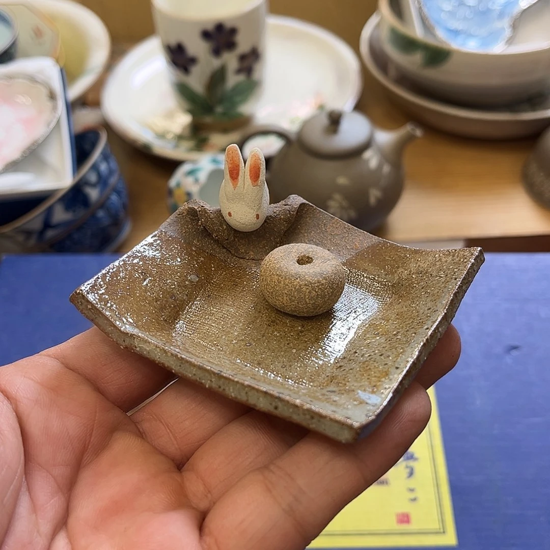 盖碗超**侠在家待一段月租才