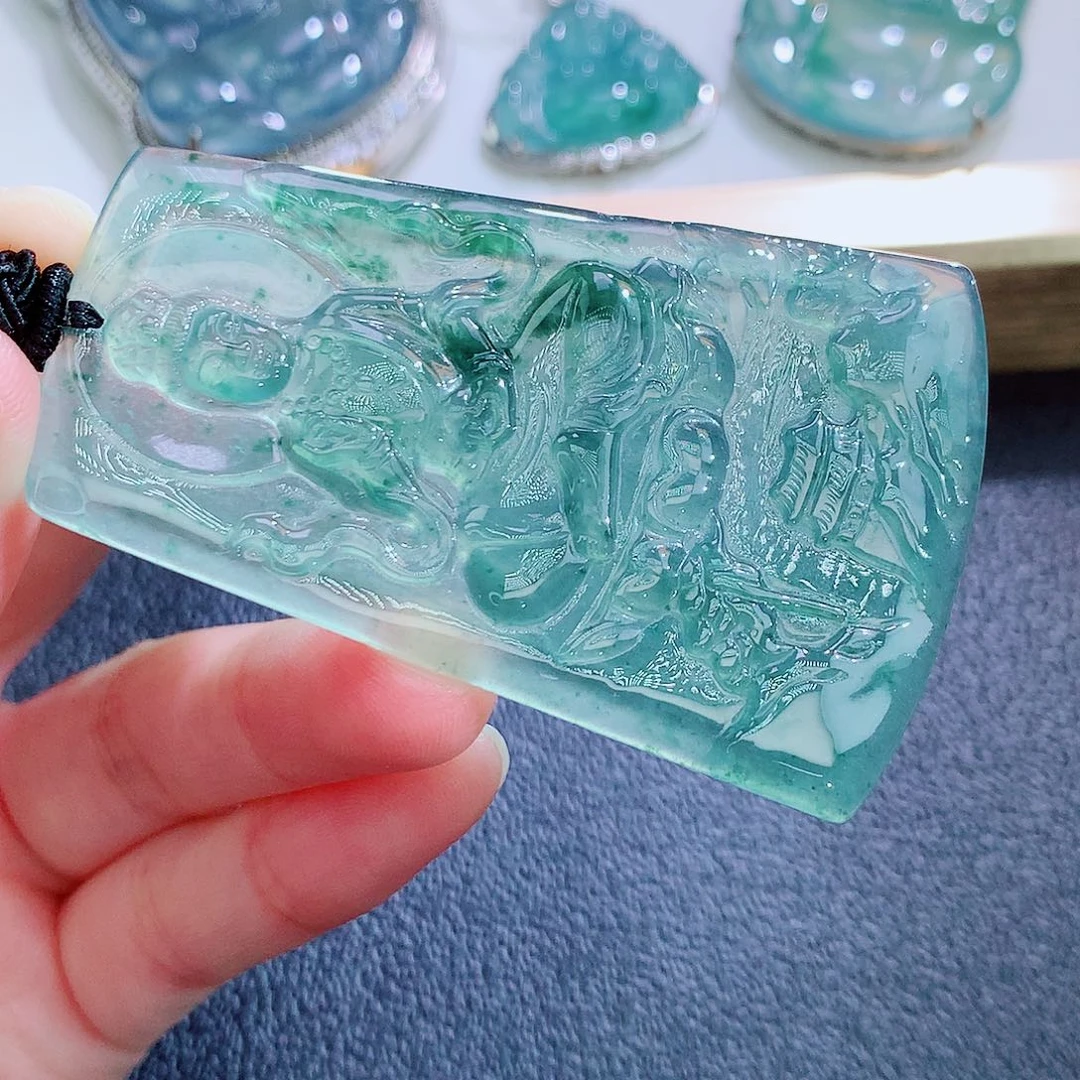 翡翠未镶嵌颈饰翡翠