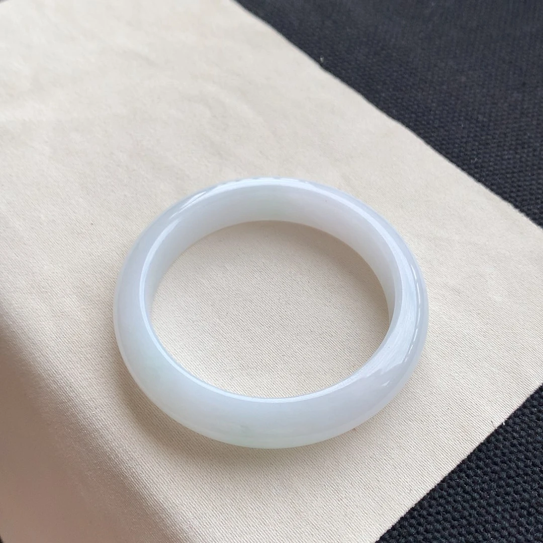 翡翠未镶嵌手镯9号55.8