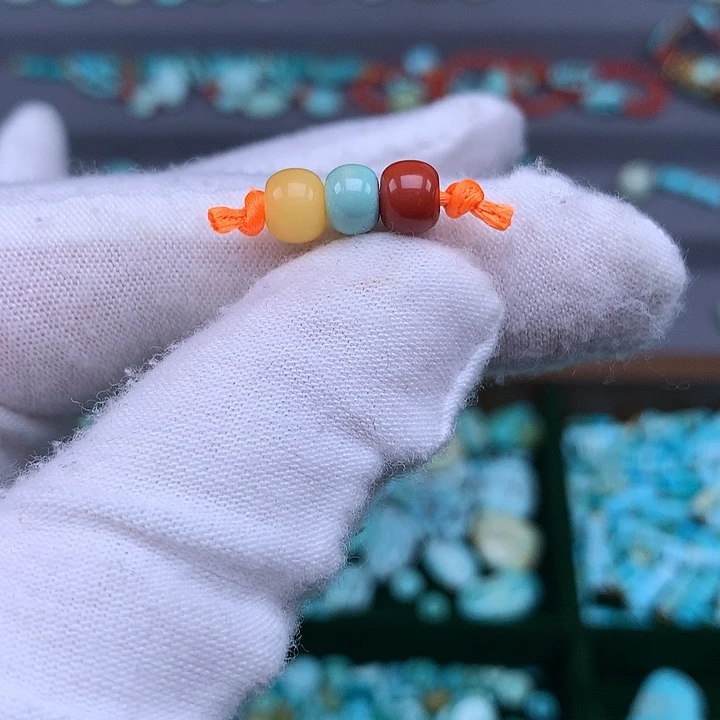 南红玛瑙未镶嵌珠宝奇石