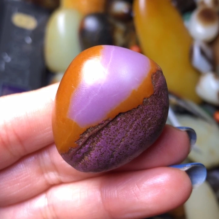 和田玉未镶嵌珠宝奇石