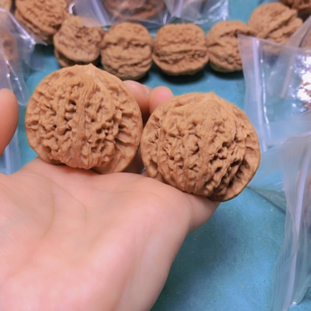 【闪购商品】把件核桃45蟠龙纹修尖出油