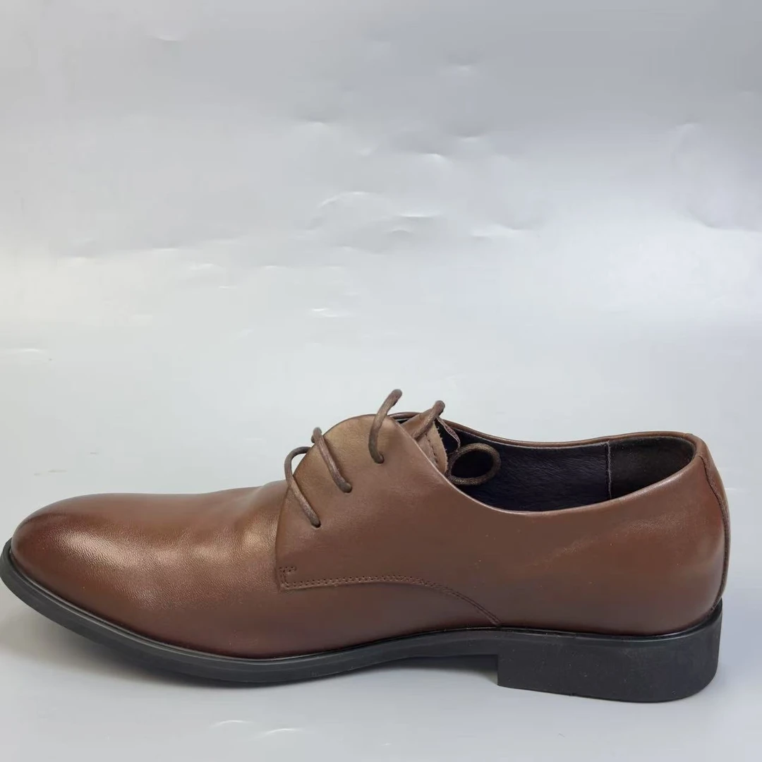 2424时尚百搭休闲透气男鞋