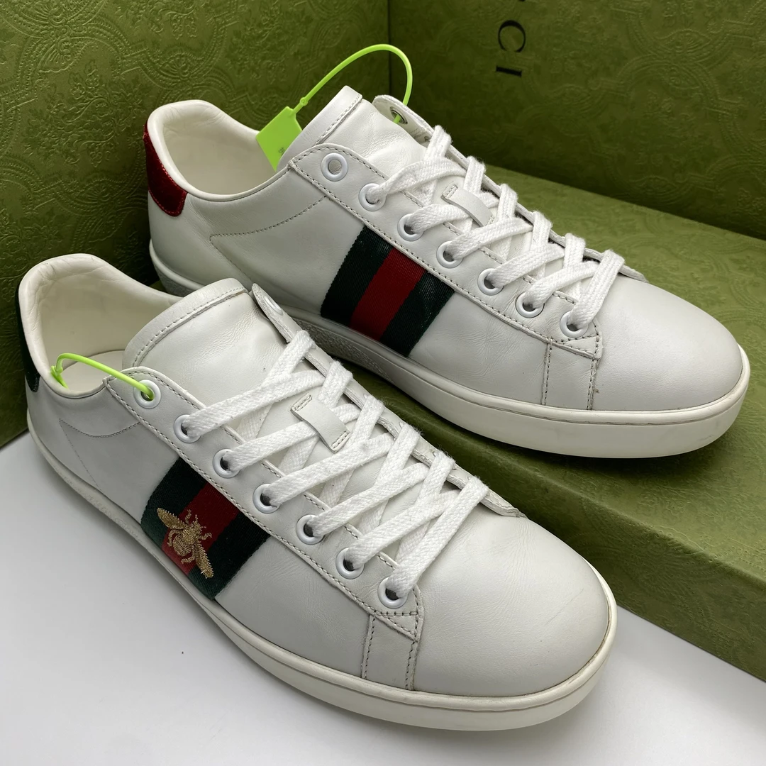 95新 GUCCI/古驰 38欧码/白色经典刺绣蜜蜂休闲时尚板鞋