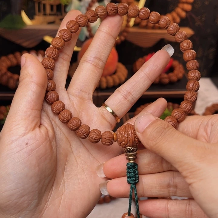 桃核吊坠羡*尧09玉龙脊手持