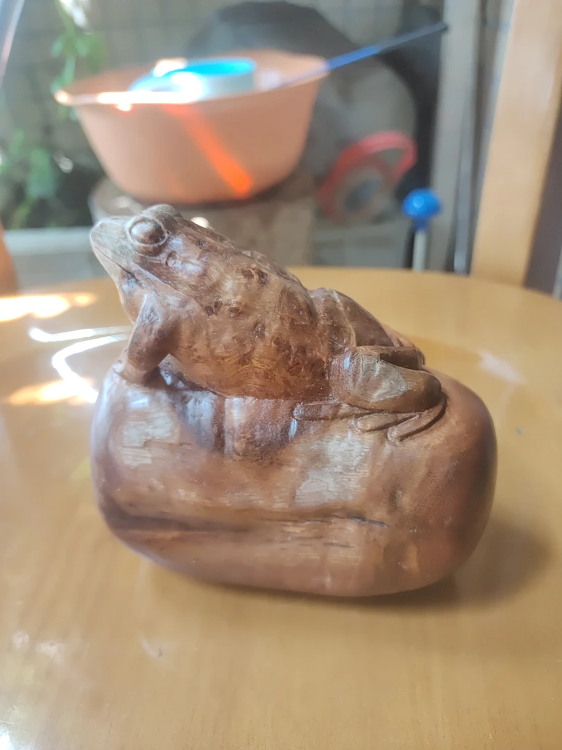 火琉璃纯手工雕刻呱呱来财长10cm宽5.5cm高9cm