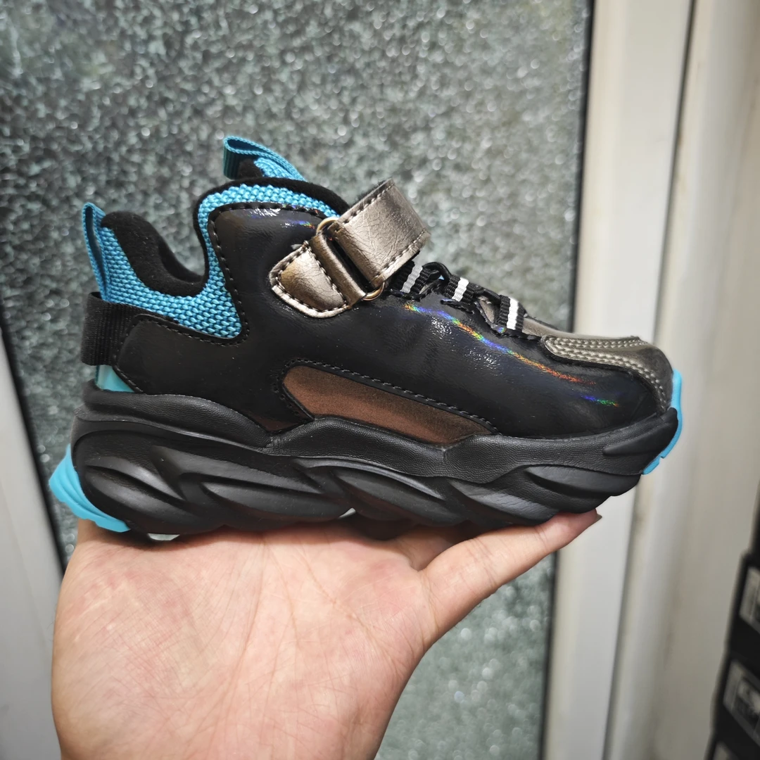 男宝宝休闲童鞋防水耐脏耐磨防滑鞋机甲鞋-330618