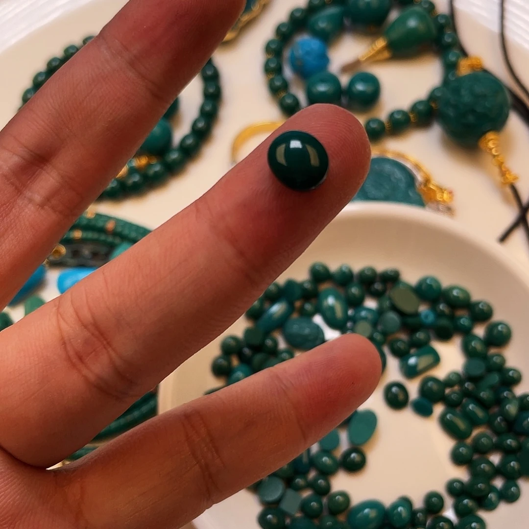 绿松石未镶嵌原矿绿松石