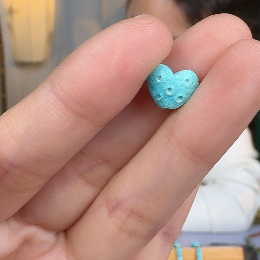 绿松石未镶嵌挂件