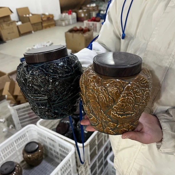 临时链接·万里长城立体浮雕茶叶罐