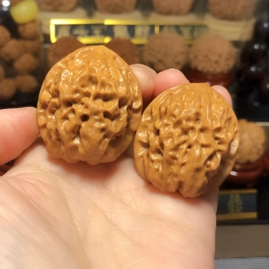 精品野生高端金蟾眼