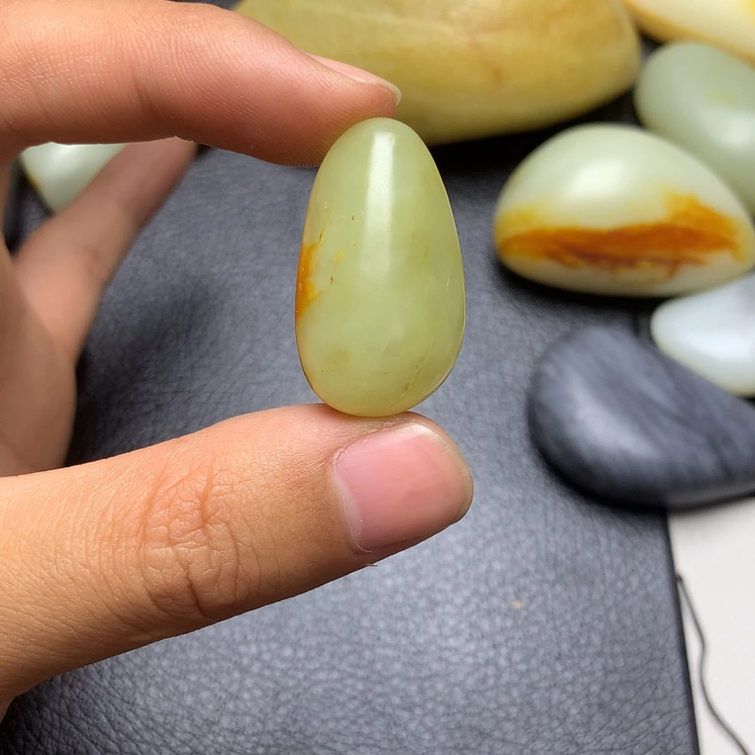 和田玉未镶嵌摆件