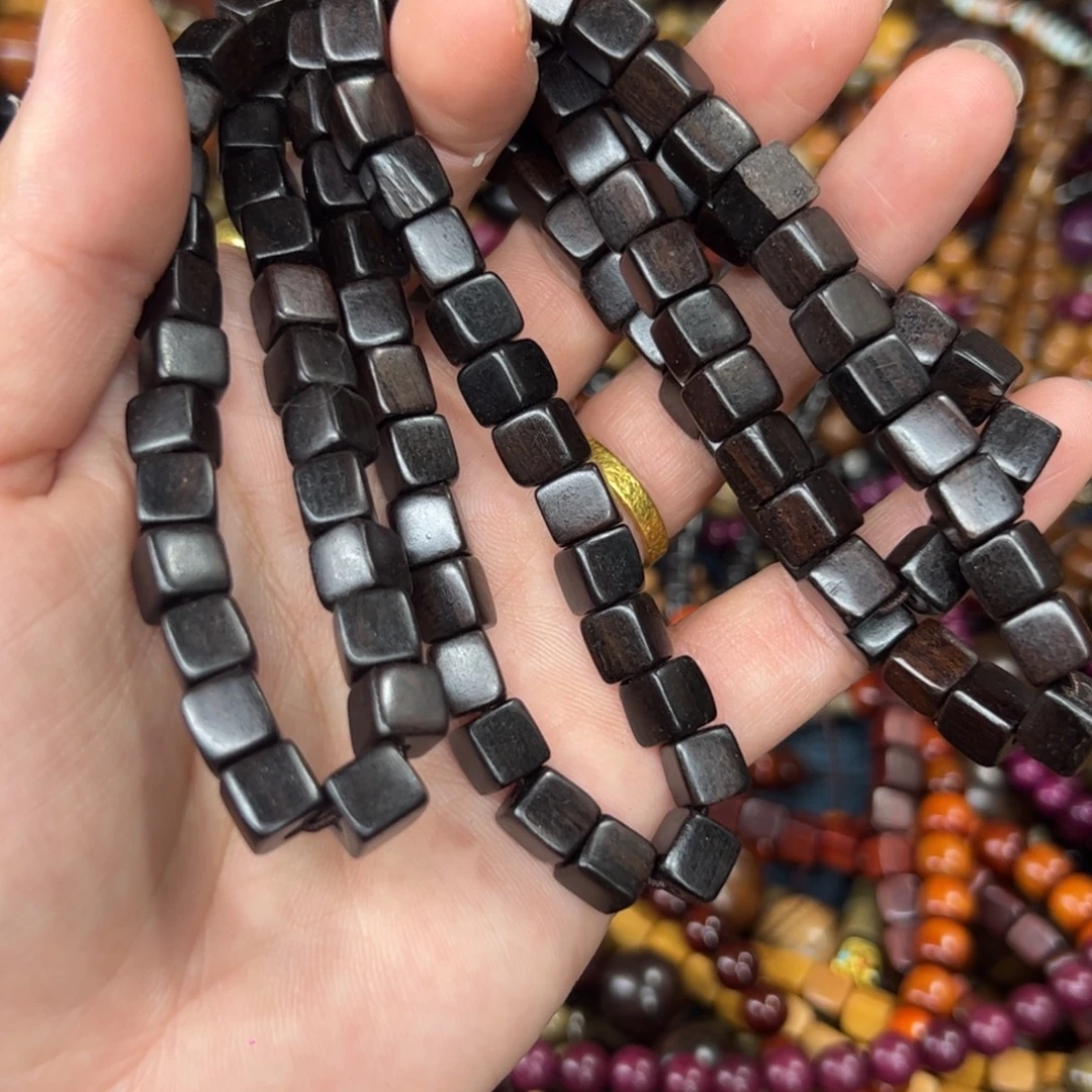 维腊木（绿檀）无事牌